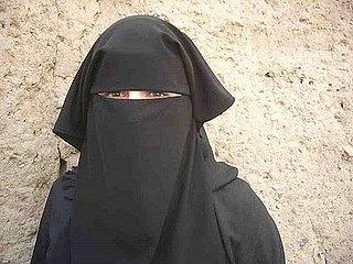 Meet "Yemenista." She Left Women's Magazines For the World's Most Underrated Al Qaeda Hangout