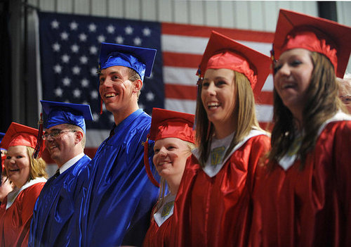 Vietnam Veteran Graduates From High School at 60 Years Old