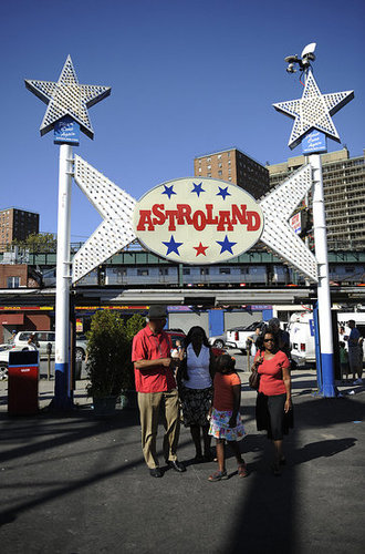 Coney Island's Astroland Takes Its Final Shot at the Freak
