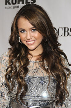 Miley Cyrus at Fashion Rocks: Hair and Makeup