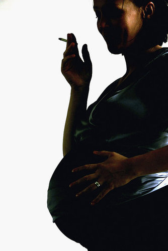 Smoking While Pregnant Can Cause Complications Smoking While Pregnant Can Cause Complications