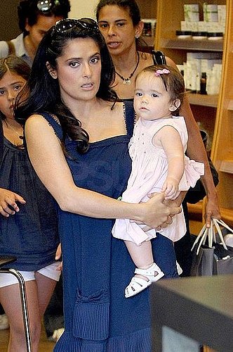 Valentina and her mom prepare for the paparazzi.
Valentina and her mom prepare for the paparazzi.