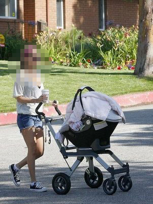 Who's Behind the Stroller Who's Behind the Stroller
