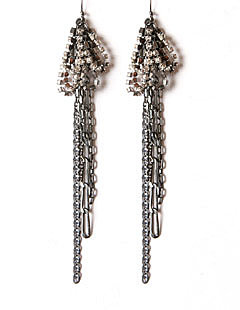 Loop tassel earring