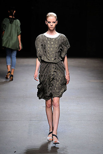 Yigal Azrouel Spring 2009 Runway Show Yigal Azrouel Spring 2009 Runway Show