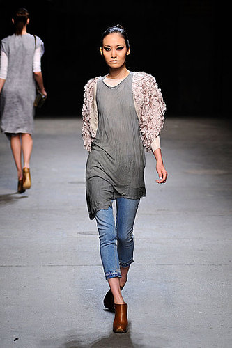 Yigal Azrouel Spring 2009 Runway Show Yigal Azrouel Spring 2009 Runway Show