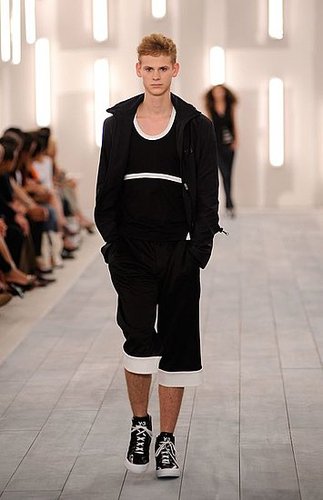 Y-3 Spring 2009 Runway Y-3 Spring 2009 Runway