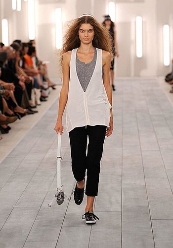 Y-3 Spring 2009 Runway Y-3 Spring 2009 Runway