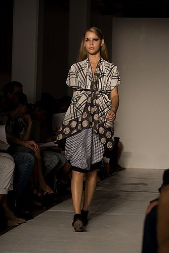 Zero + Maria Cornejo Backstage & Runway Zero + Maria Cornejo Backstage & Runway