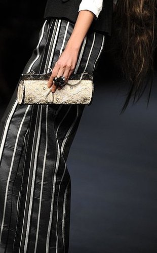 Milan Fashion Week Spring 2009 Bag Trend Round Up Milan Fashion Week Spring 2009 Bag Trend Round Up