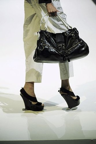 Milan Fashion Week Spring 2009 Bag Trend Round Up Milan Fashion Week Spring 2009 Bag Trend Round Up