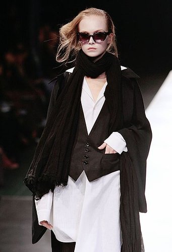 Paris Fashion Week: Yohji Yamamoto Spring 2009 Paris Fashion Week: Yohji Yamamoto Spring 2009