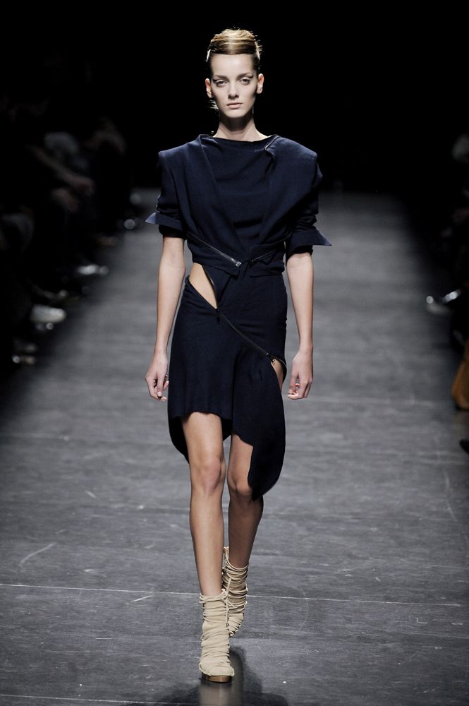 Paris Fashion Week: Haider Ackermann Spring 2009 Paris Fashion Week: Haider Ackermann Spring 2009