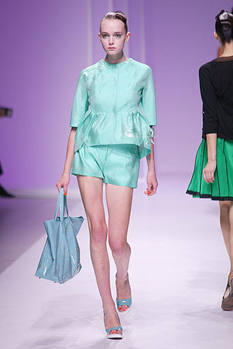 Paris Fashion Week: Shiatzy Chen Spring 2009 Paris Fashion Week: Shiatzy Chen Spring 2009