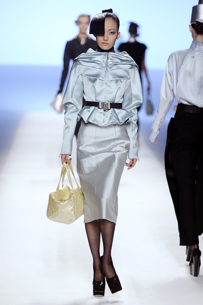 Louis Vuitton Fall 2008 Fashion Show Paris Fashion Week Louis Vuitton Fall 2008 Fashion Show Paris Fashion Week