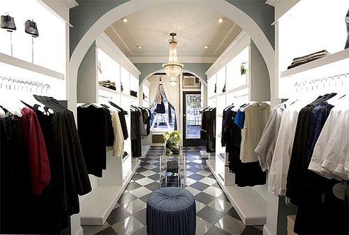 Retail: Pas de Deux Interior Retail: Pas de Deux Interior
