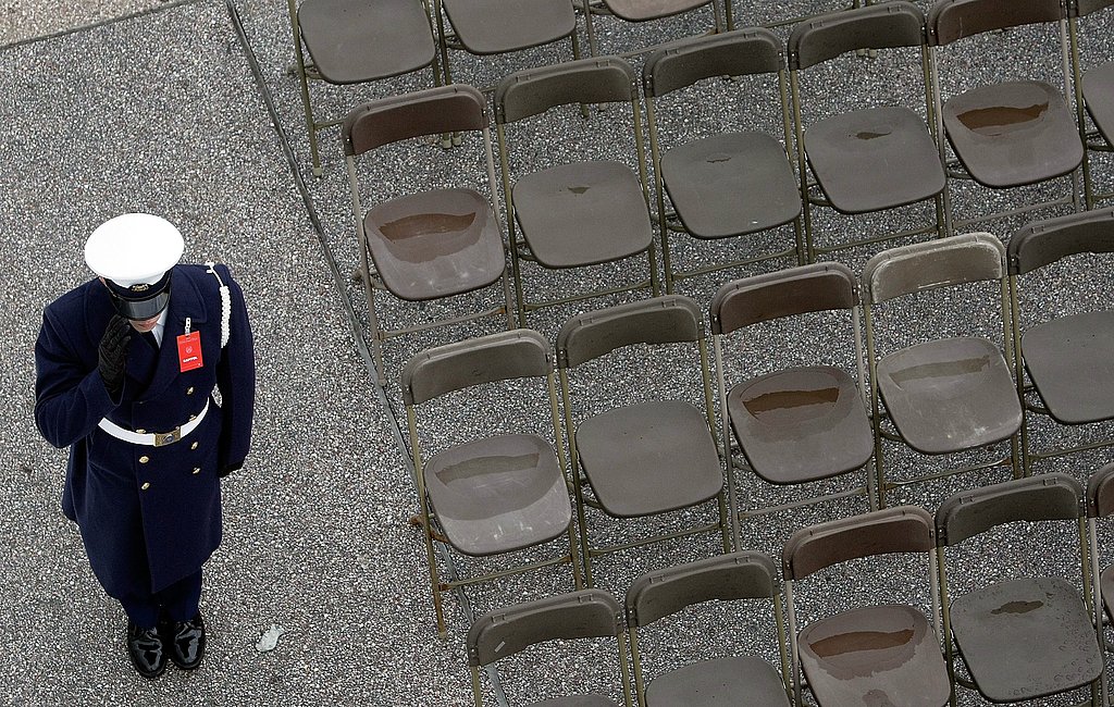 Waiting For Obama: Dress Rehearsal For Inauguration Waiting For Obama: Dress Rehearsal For Inauguration