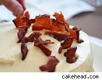 Bacon topping for a cake