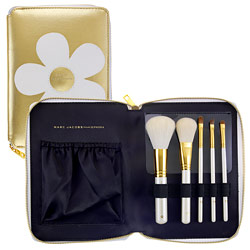 New Product Alert: Daisy Marc Jacobs Beauty Booty
