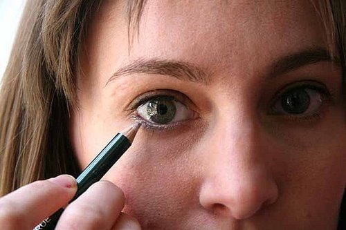 Step two: Create the illusion of bigger eyes Step two: Create the illusion of bigger eyes