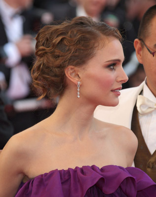 Love It or Hate It? Natalie Portman's Curly Updo