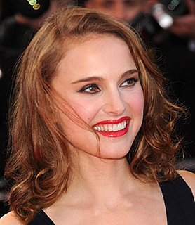 Natalie Portman red lipstick