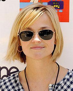 Reese Witherspoon cuts her hair into a bob