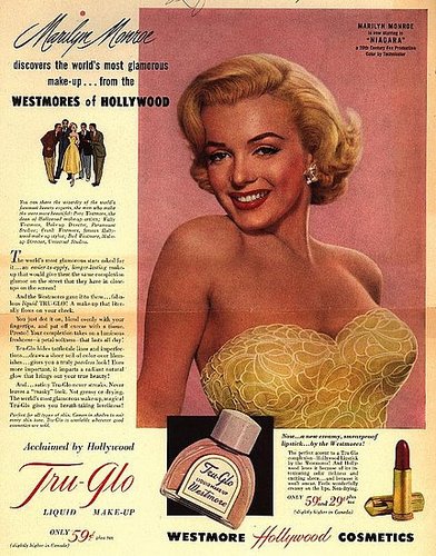 Marilyn Monroe discovers the world's most glamorous makeup.... Marilyn Monroe discovers the world's most glamorous makeup....