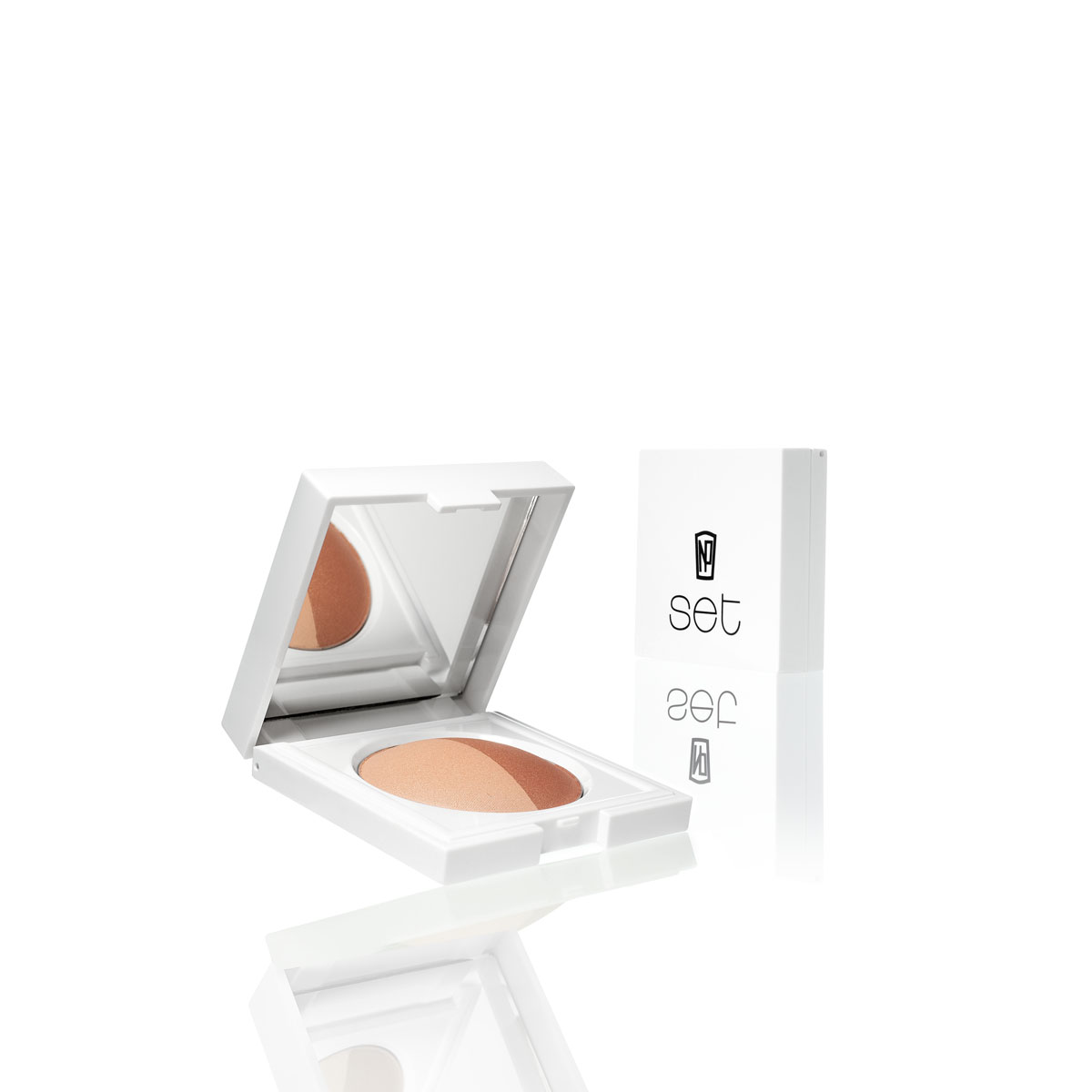NP Set Baked Powder ($20) — a highlighter and blush with antioxidants. Nice! NP Set Baked Powder ($20) — a highlighter and blush with antioxidants. Nice!