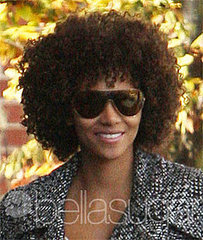 Halle Berry Is a Curly Girly