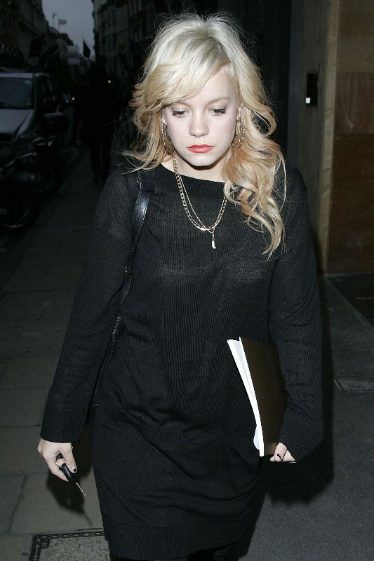lily allen simonon 150408 lily allen simonon 150408