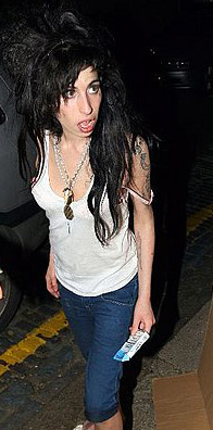 Sugar Bits – Amy To Be Arrested?