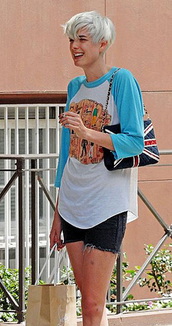 Sugar Bits — Agyness Deyn to Join Doctor Who