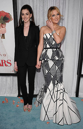 Photo of Anne Hathaway and Kate Hudson