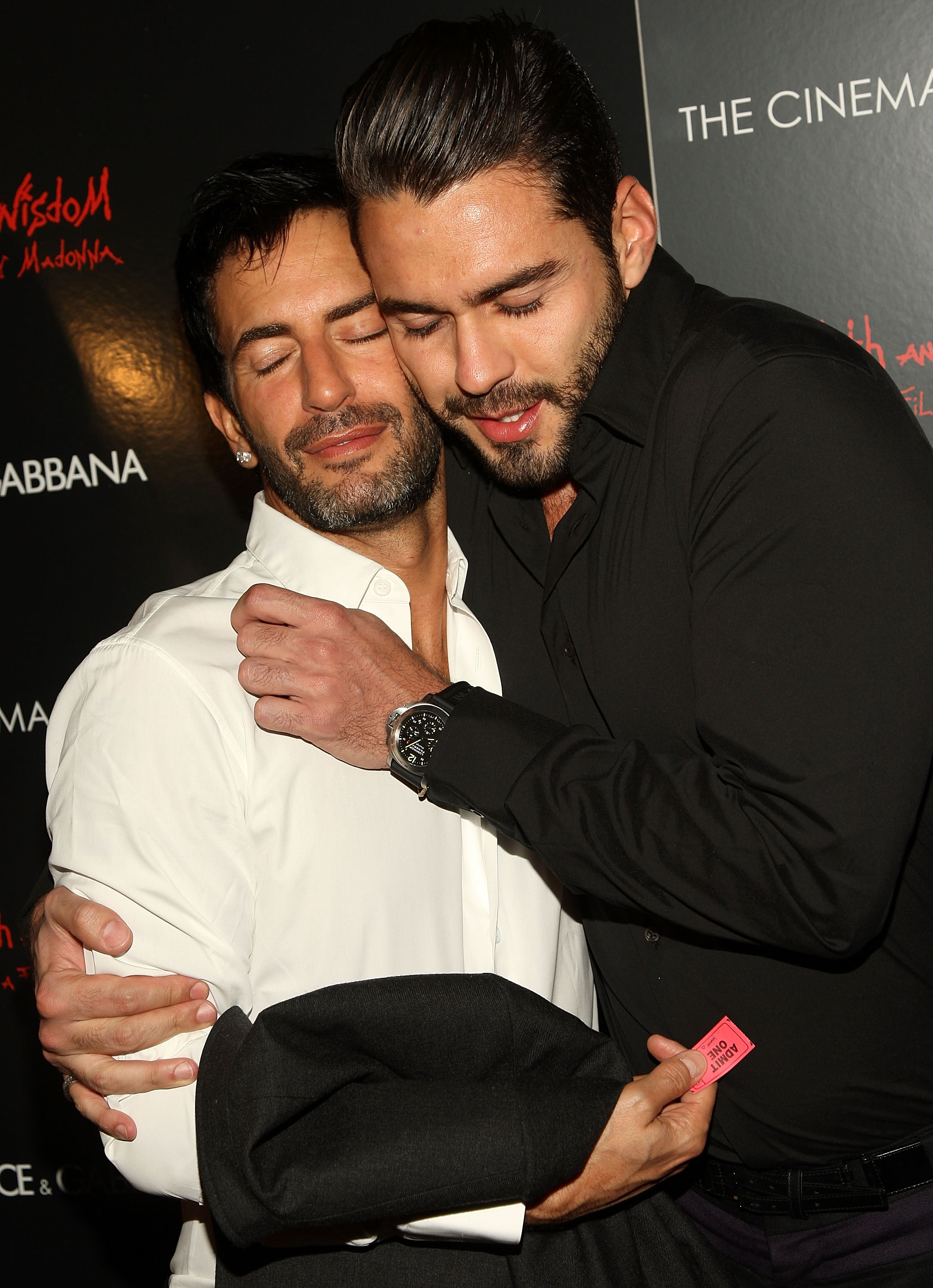 Marc Jacobs and Lorenzo Martone Weather Rumors with Hugs Marc Jacobs and Lorenzo Martone Weather Rumors with Hugs