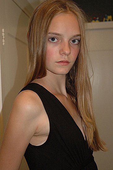 Nimue Smit — Prada Spring 2009