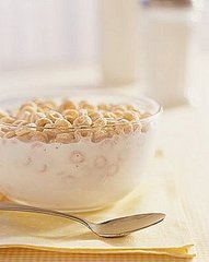 A Hearty Breakfast Can Aid in Weight Loss