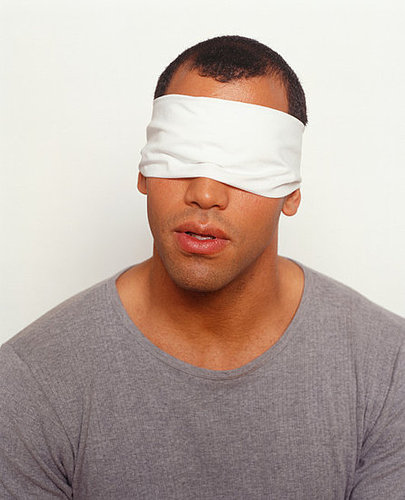 Diet Tip: Eat Blindfolded