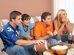 Healthy Eating Tip: Ditch the Communal Snacking