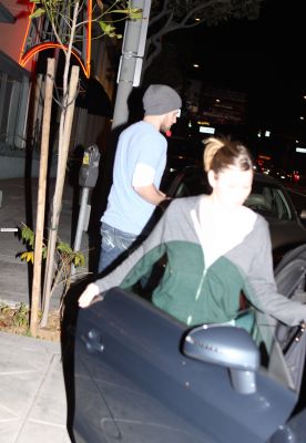 Rumor: Britney and her Mom Dine at Same Restaurant Justin and Jessica are At