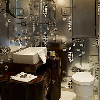 Midday Muse: Do Glamour and Relaxation Mix?