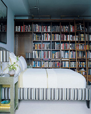 Bed & Books Bed & Books