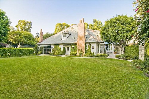 On the Market: Kelsey Grammer's Flipping Out