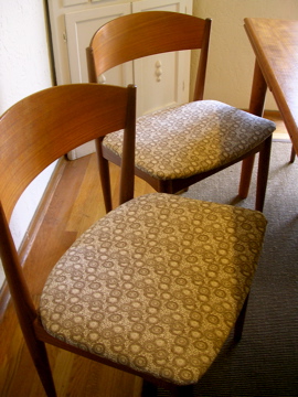 DIY: Re-Cover a Dining Room Chair
