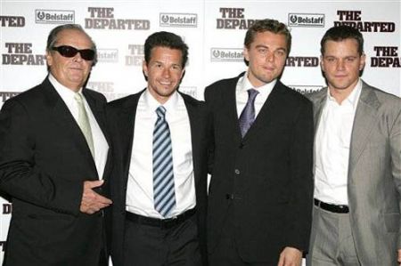 Who's the Hotter Cast?