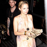 Who Wouldn't Want to Look Like Nicole Richie in This Dress?! 