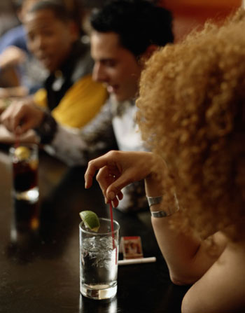 Alcohol Makes Drinkers Zone Out Without Realizing They Are Zoning Out