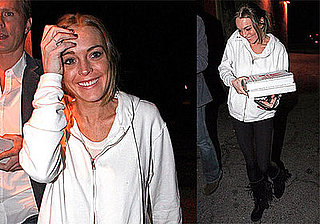 Photos of Lindsay Lohan Buying Pizza in LA
