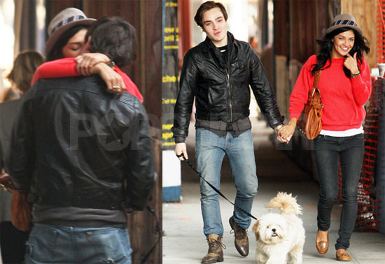Ed and Jessica Kissing in NYC