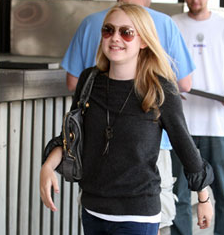 First Photos — Dakota Fanning on the Set of New Moon